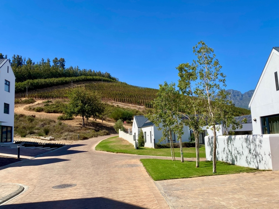 4 Bedroom Property for Sale in Weltevreden Hills Estate Western Cape